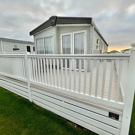 Luxury 3 Bedroom Caravan Between Perranporth And Newquay, Cornwall New Quay Esterno foto